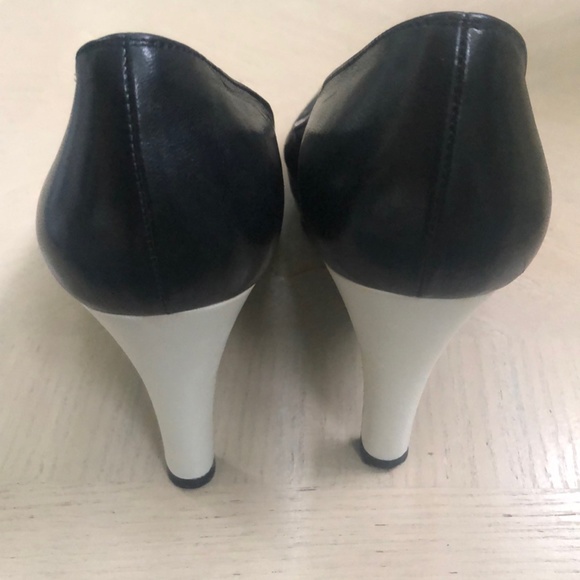 Chanel Heels Authentic / Size 36.5 - US 6.5 - Picture 8 of 14